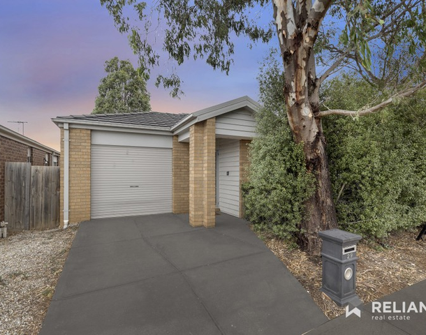 29 Peter Pan Crescent, Kurunjang VIC 3337