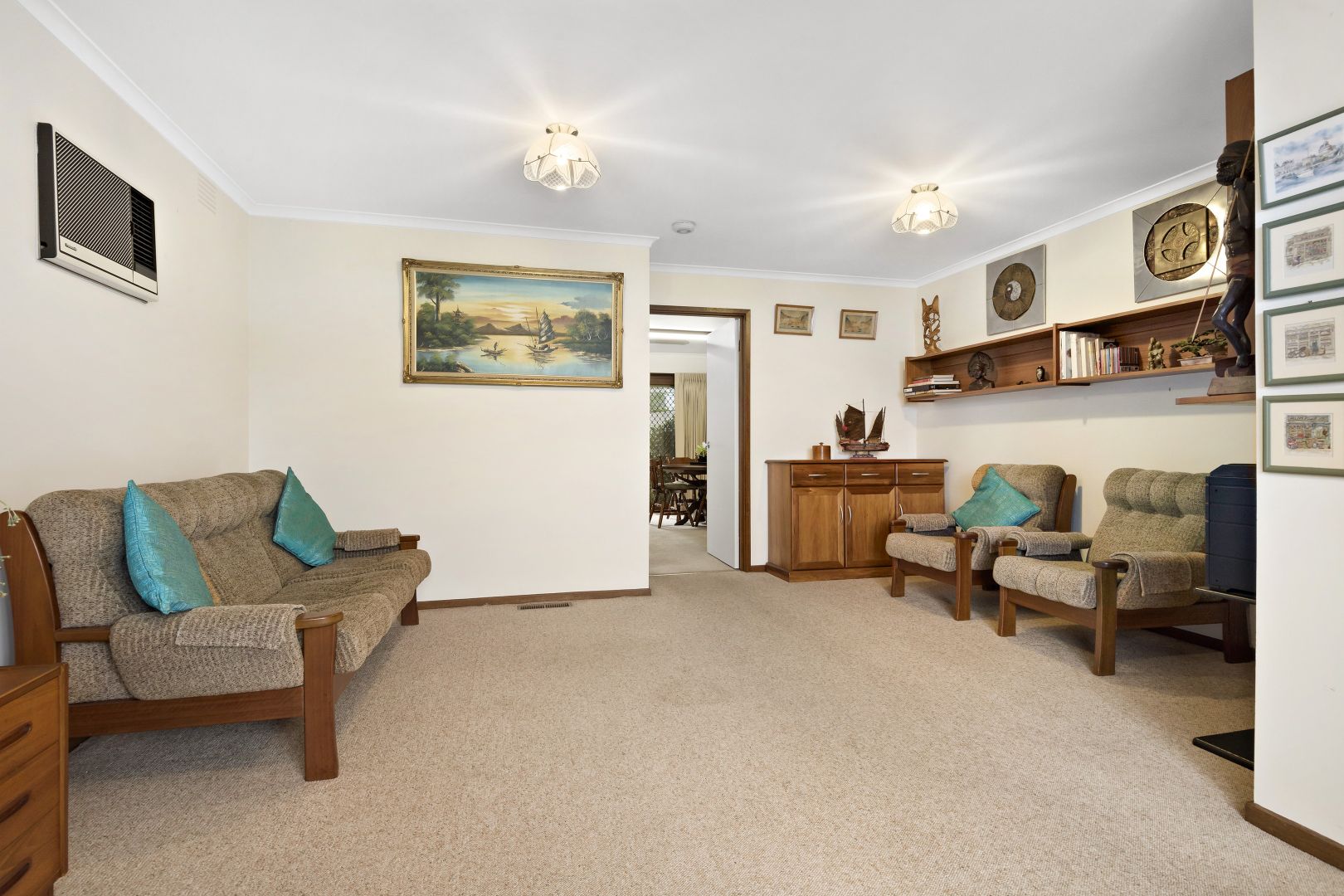 2/10 Somers Street, Burwood VIC 3125, Image 2