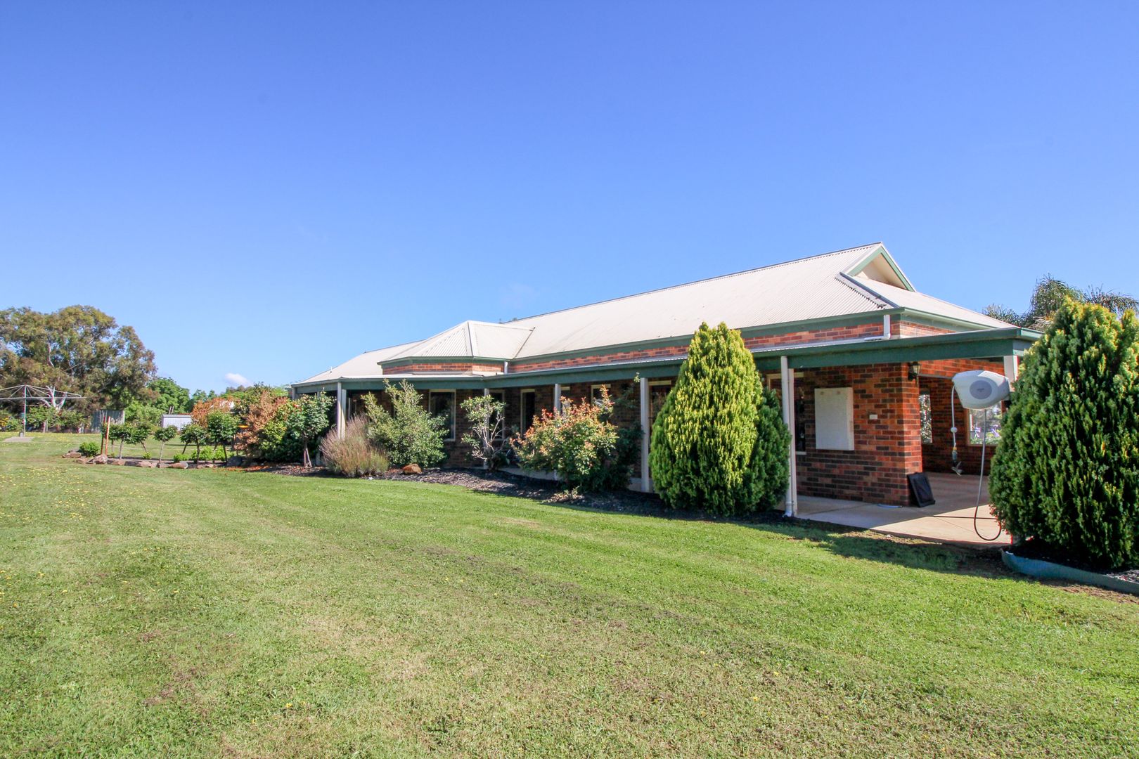 56 Stoneleigh Road, Mansfield VIC 3722 Domain