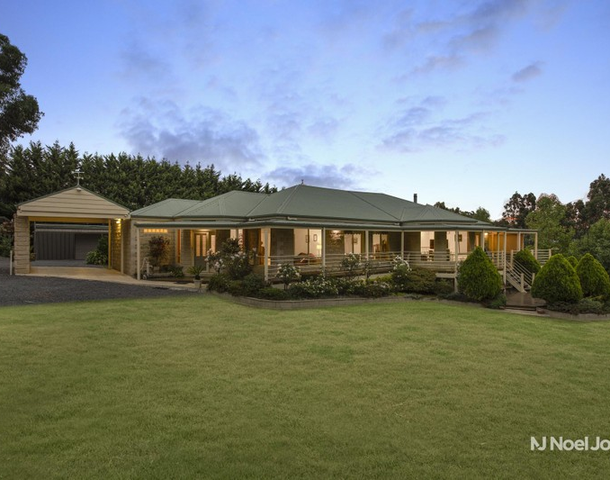 22 Glasgow Road, Kilsyth VIC 3137