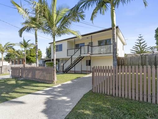 5 bedrooms House in 10 Brownvale Street LOGAN CENTRAL QLD, 4114