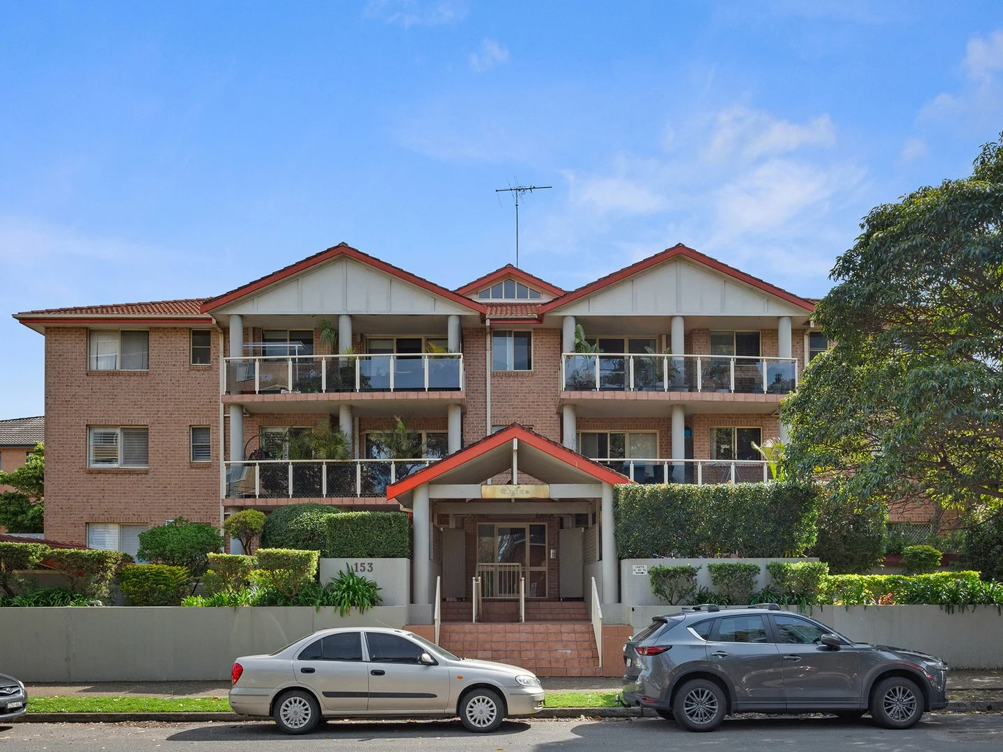 Primary image of 2/153 Willarong Road, Caringbah NSW 2229