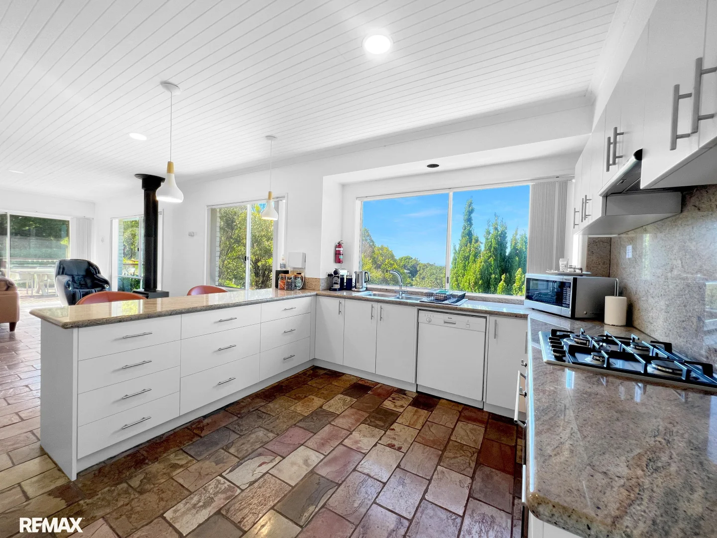 Additional image 13 of 28 Gay Street, Lakes Entrance VIC 3909