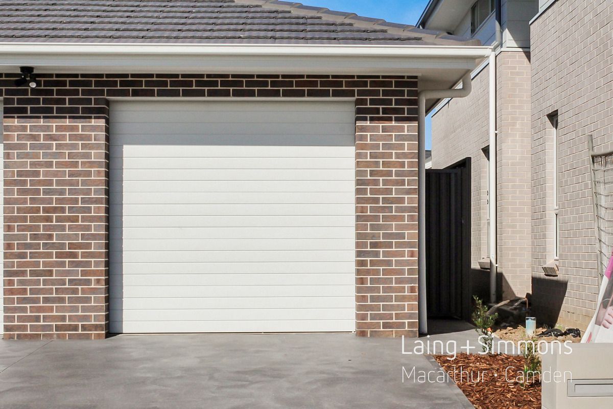 1 bedrooms House in 88A Ingall Loop CATHERINE FIELD NSW, 2557