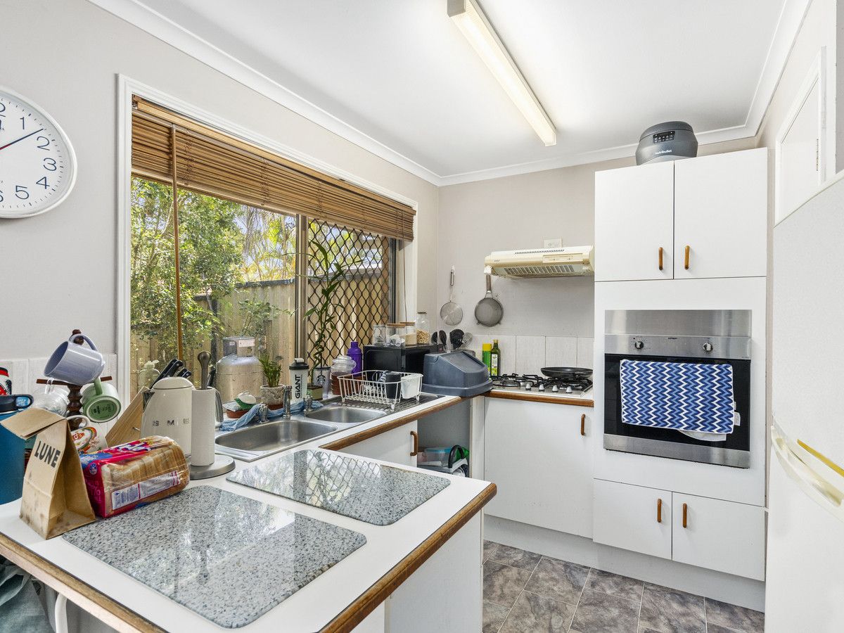 2/1 Keats Place, Nerang QLD 4211, Image 2