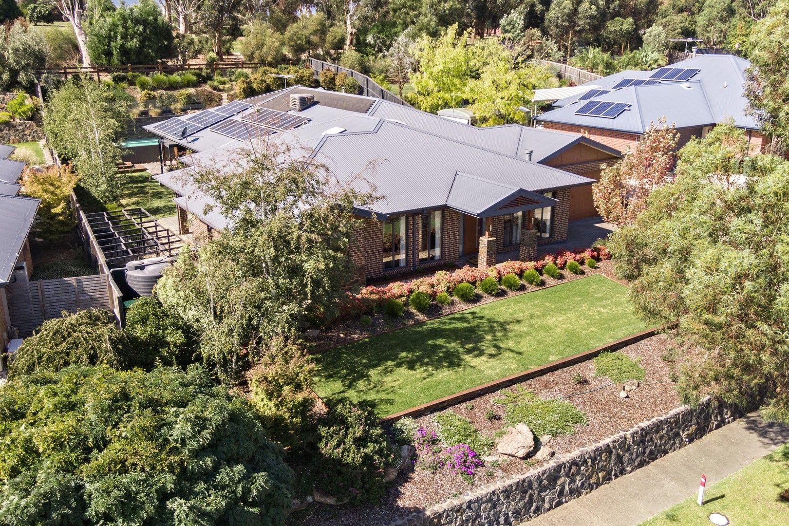 82 Brookwood Avenue, Doreen VIC 3754, Image 2