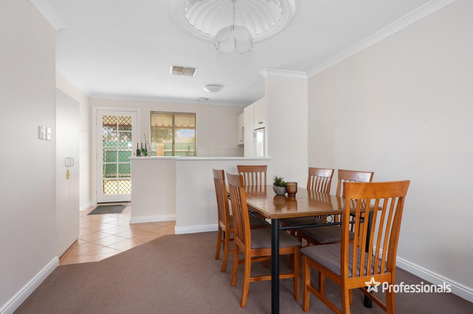 16/2 Ochiltree Street, Somerville WA 6430, Image 2