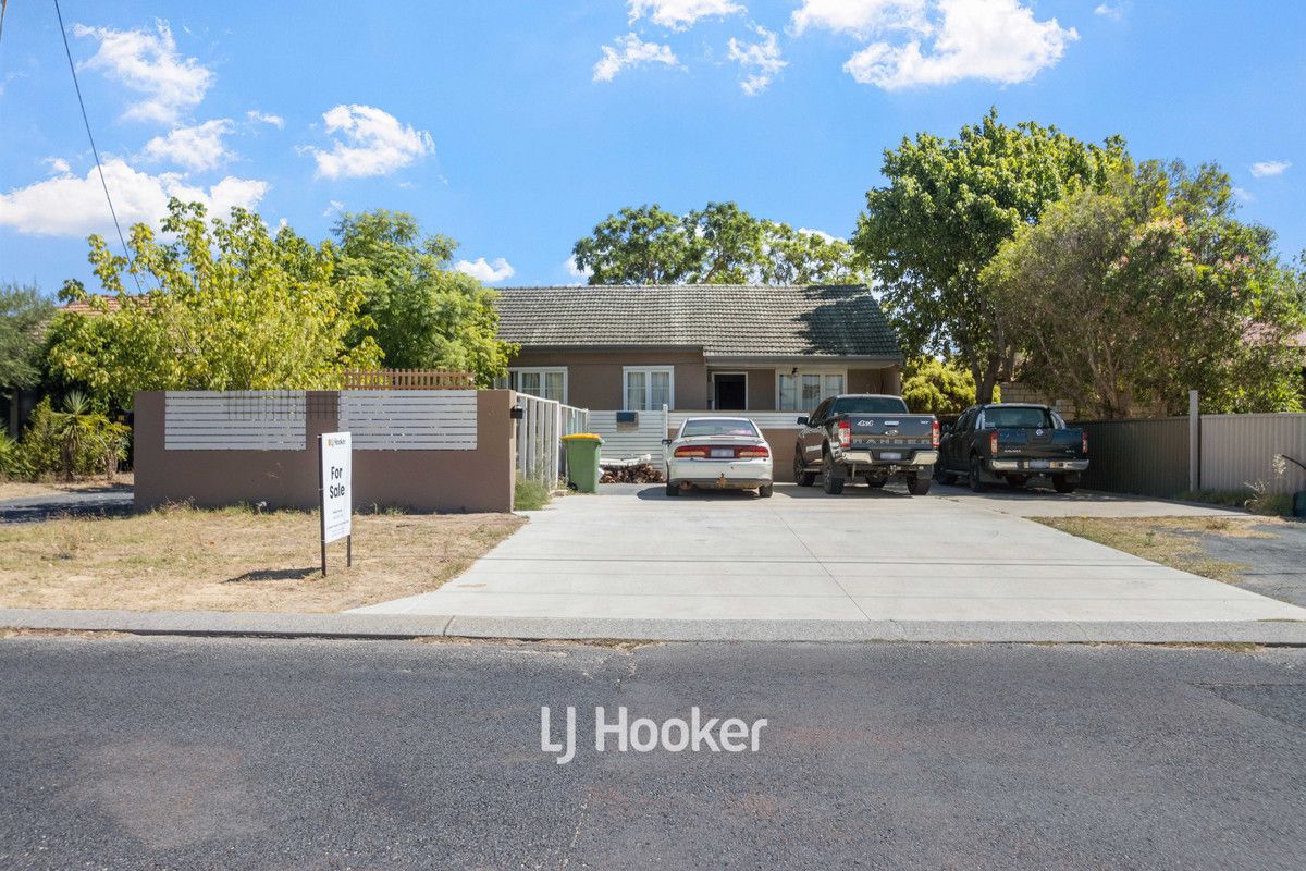 3 bedrooms House in 34 Balgore Way CAREY PARK WA, 6230