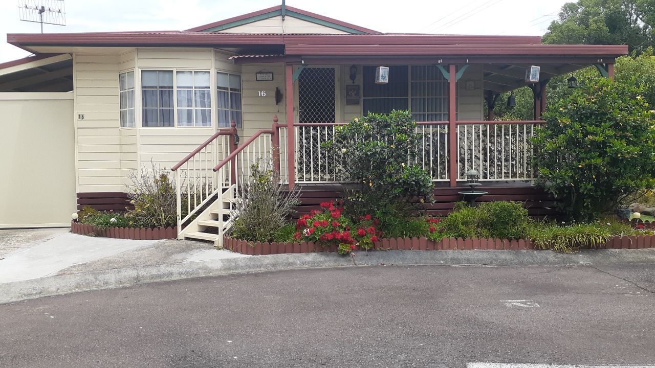 3 bedrooms House in 16/2-10 Duffys Road TERRIGAL NSW, 2260