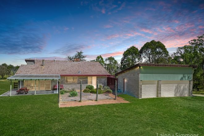 Picture of 62 Edward Drive, ARMIDALE NSW 2350