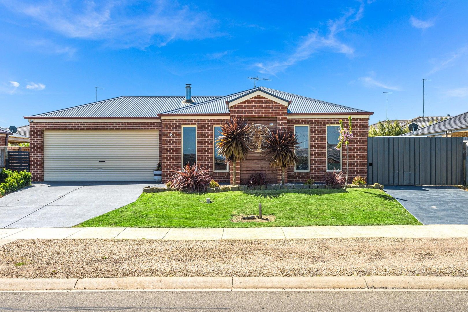 6 Hermitage Place, Bannockburn VIC 3331, Image 0