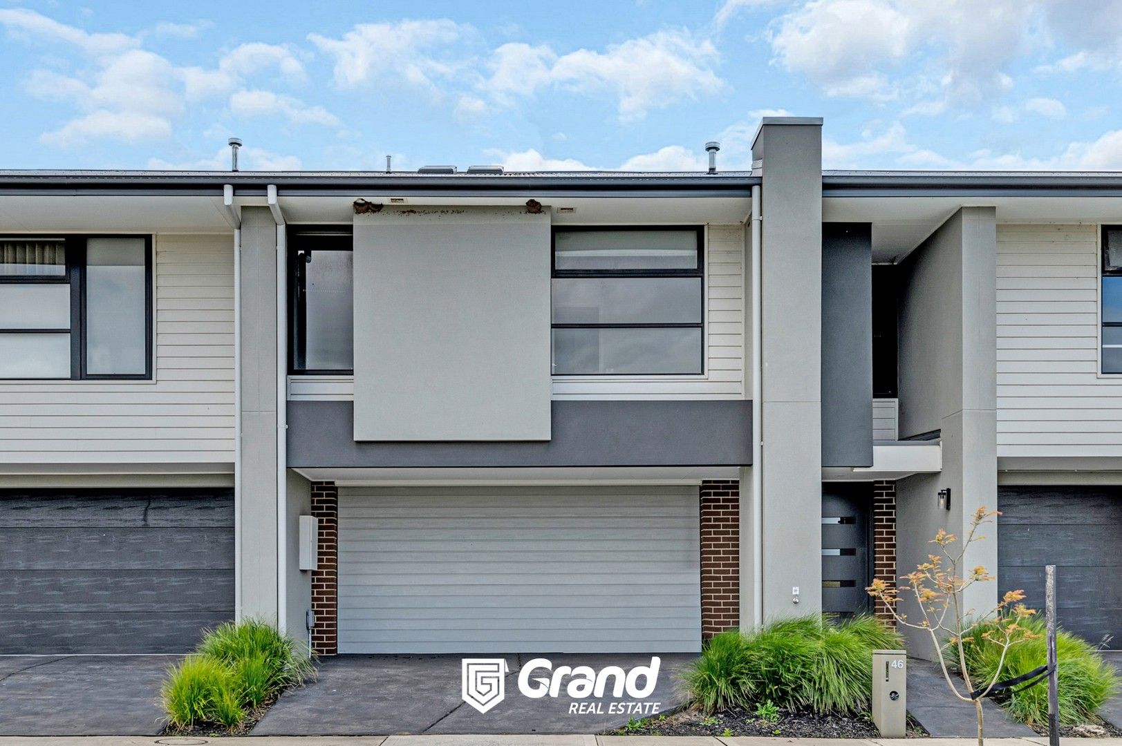 4 bedrooms Townhouse in 46 Treehouse Avenue CLYDE VIC, 3978