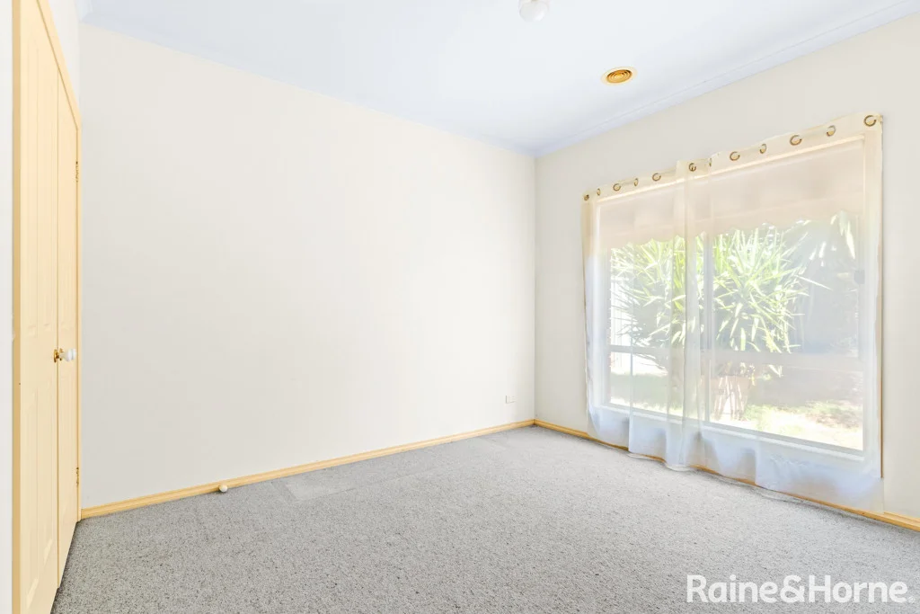 Additional image 8 of 11 Clarendon Drive, Melton South VIC 3338