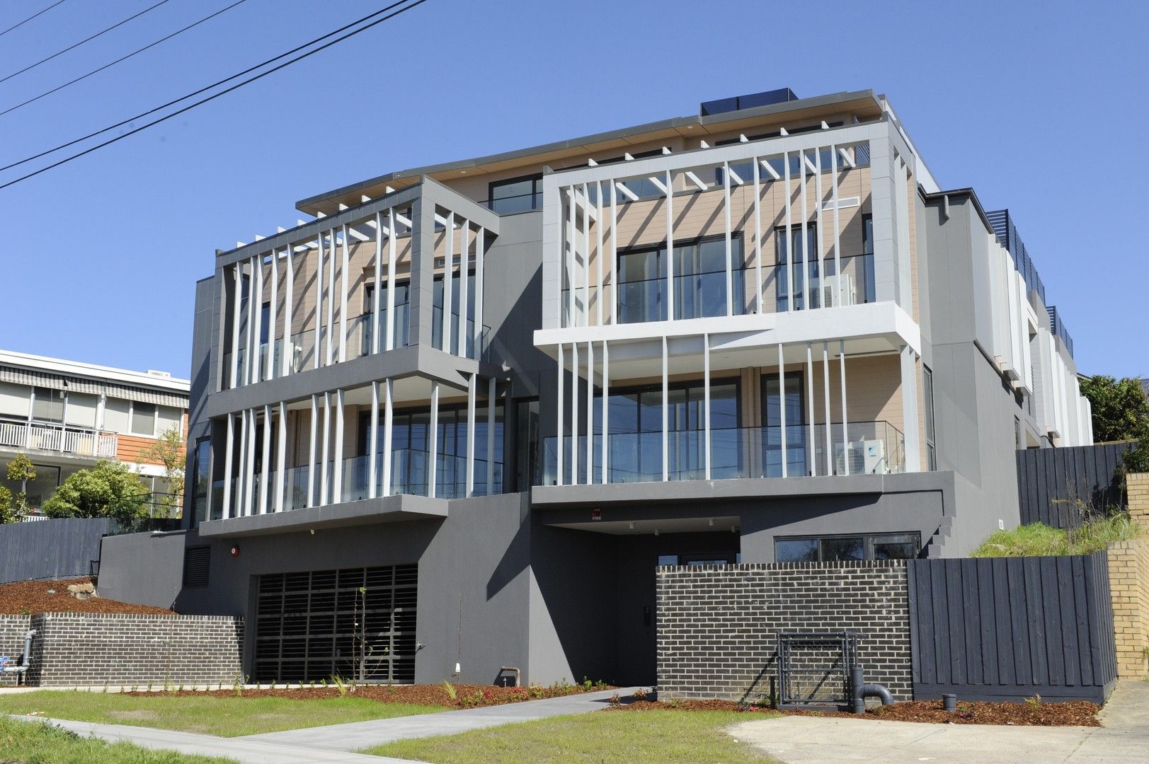 2 bedrooms Apartment / Unit / Flat in 103/1277 Burke Rd KEW VIC, 3101