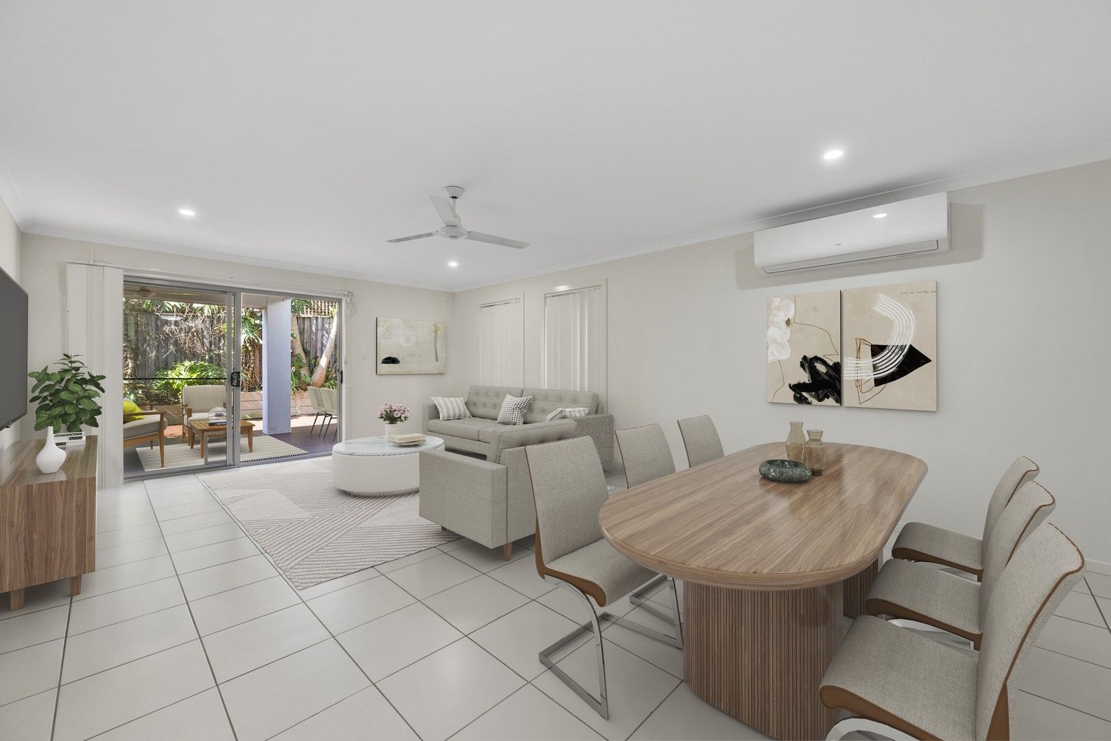 3 bedrooms Townhouse in 4/5 Border Drive North CURRUMBIN WATERS QLD, 4223