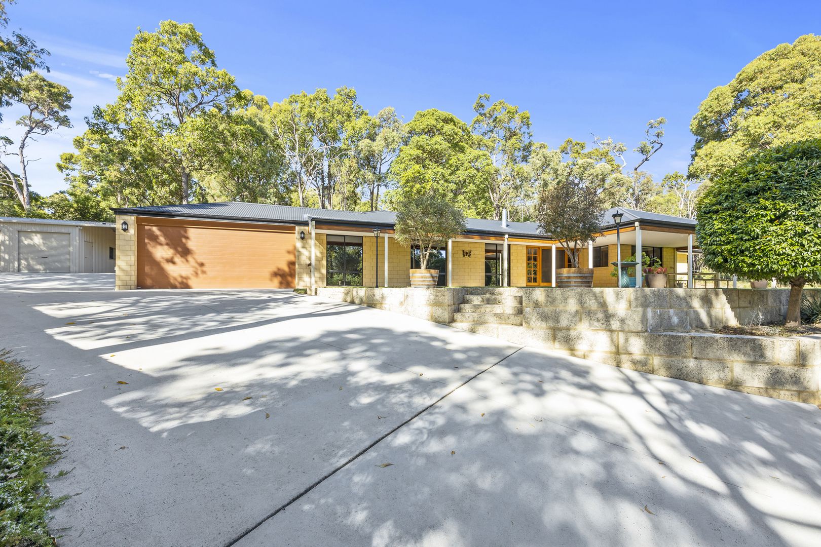 1 Howe Court, Mundaring WA 6073, Image 1