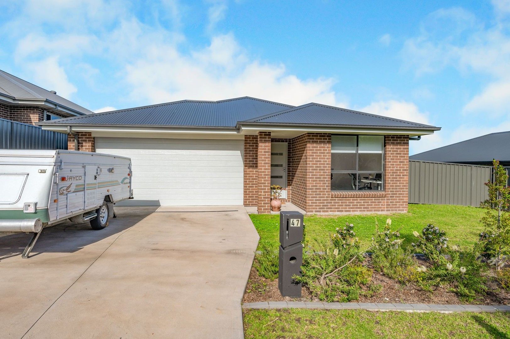4 bedrooms House in 47 Balgownie Circuit HEDDON GRETA NSW, 2321