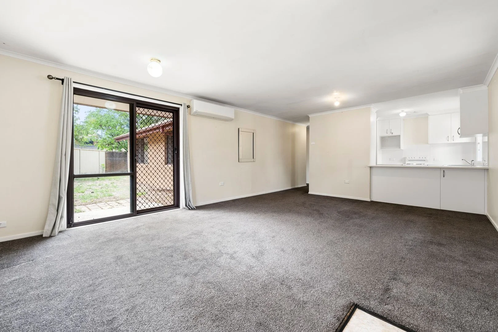 Primary image of 9 BOULTON CLOSE, Scullin ACT 2614