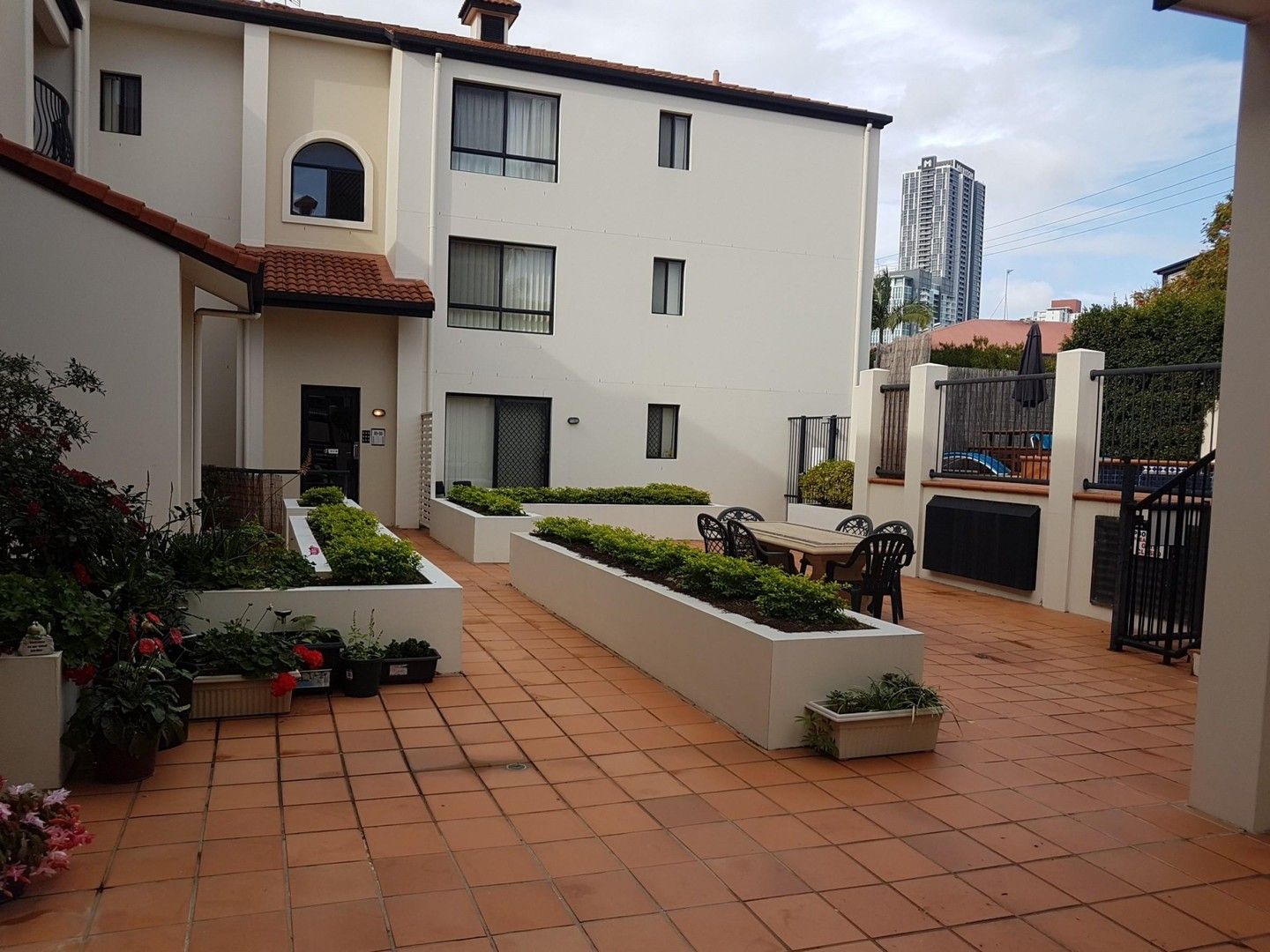 1 bedrooms Apartment / Unit / Flat in  SOUTHPORT QLD, 4215