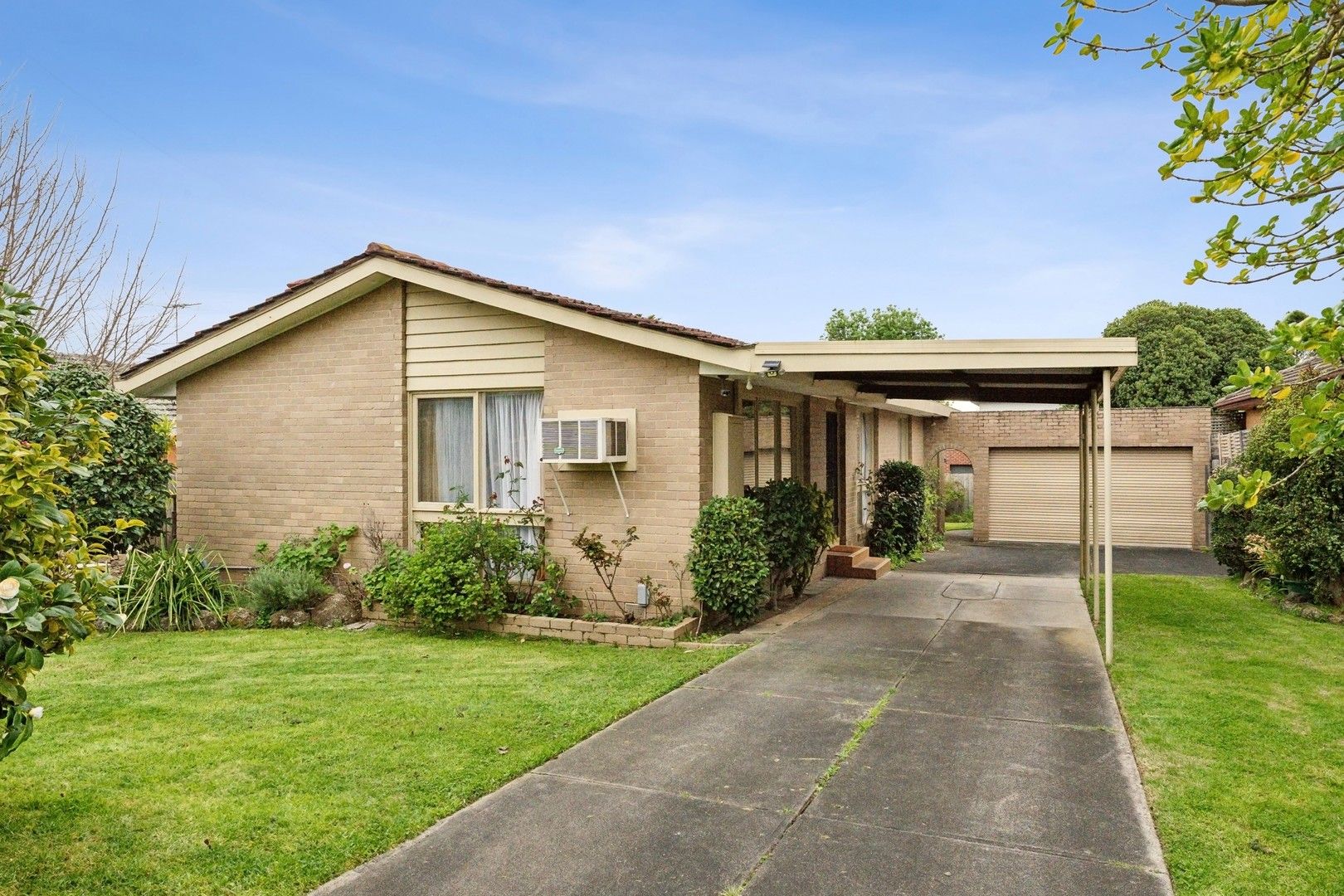 12 Cherry Orchard Rise, Box Hill North VIC 3129, Image 0