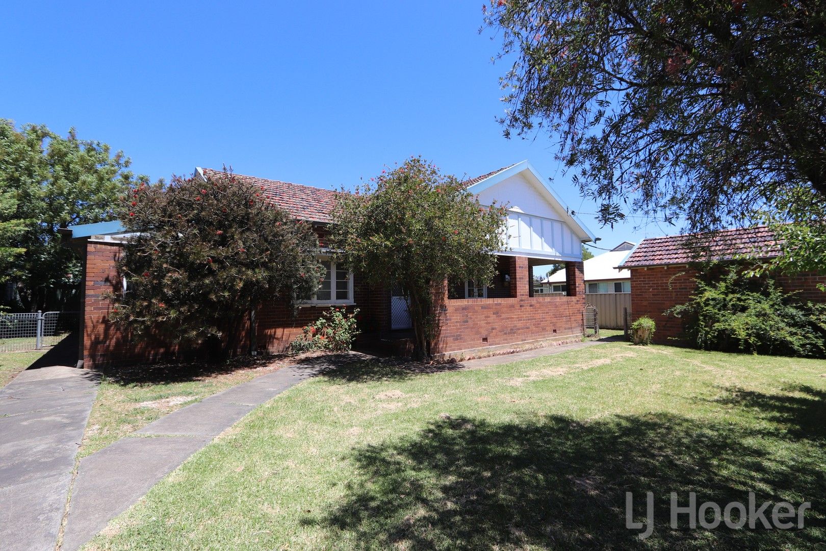 43 Ross Street, Inverell NSW 2360 House For Rent Domain