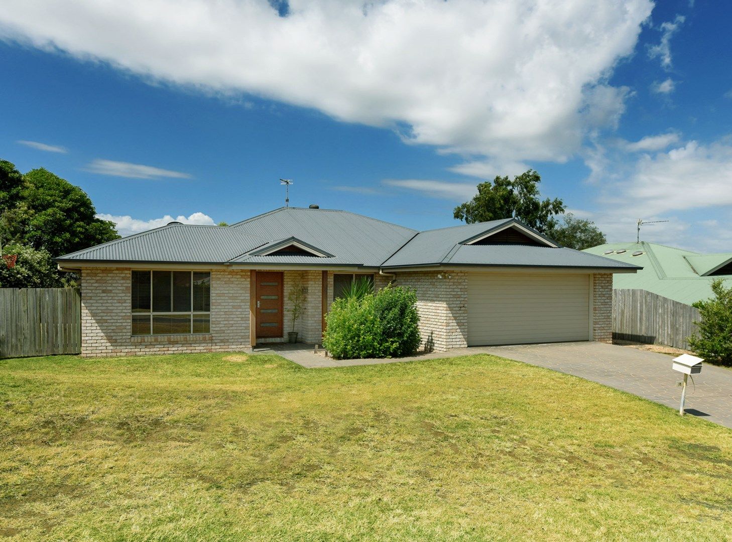 38 Wareena Crescent, Glenvale QLD 4350, Image 0