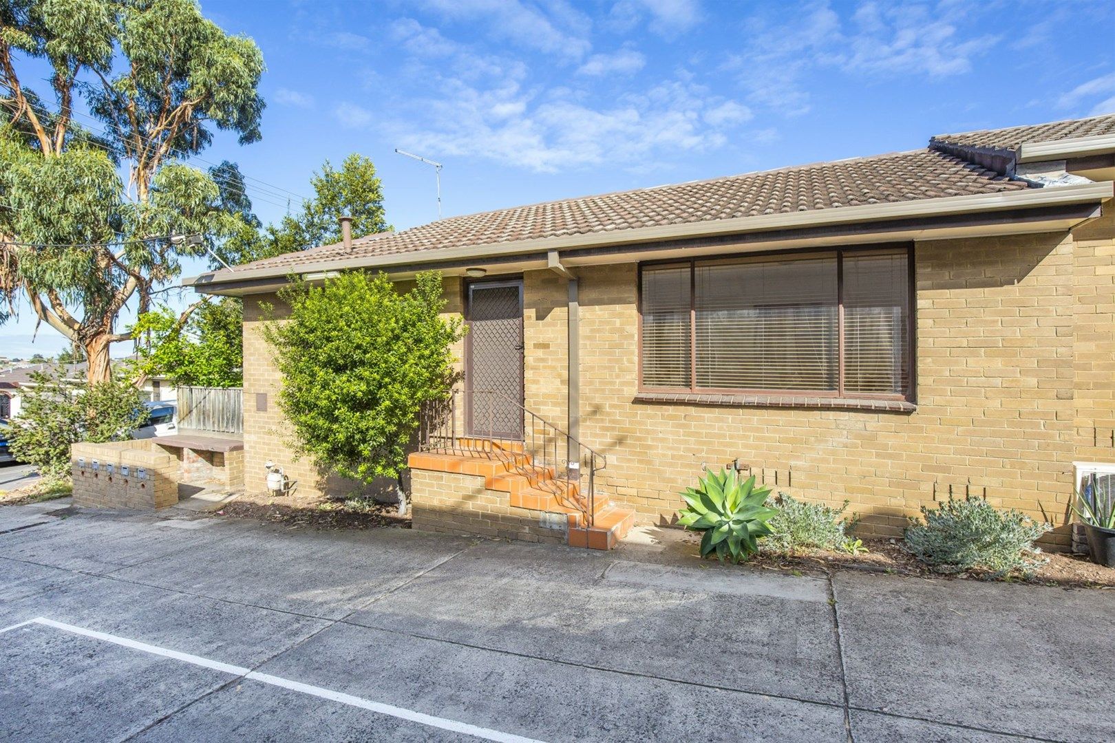 1/6 Irvine Crescent, Brunswick West VIC 3055, Image 0