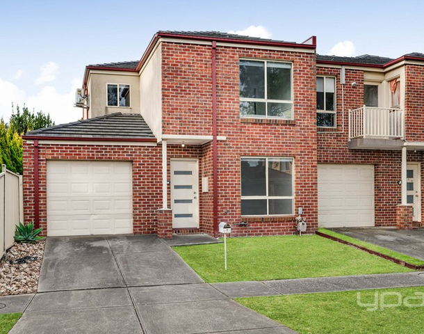 1/26 Mckinley Drive, Roxburgh Park VIC 3064