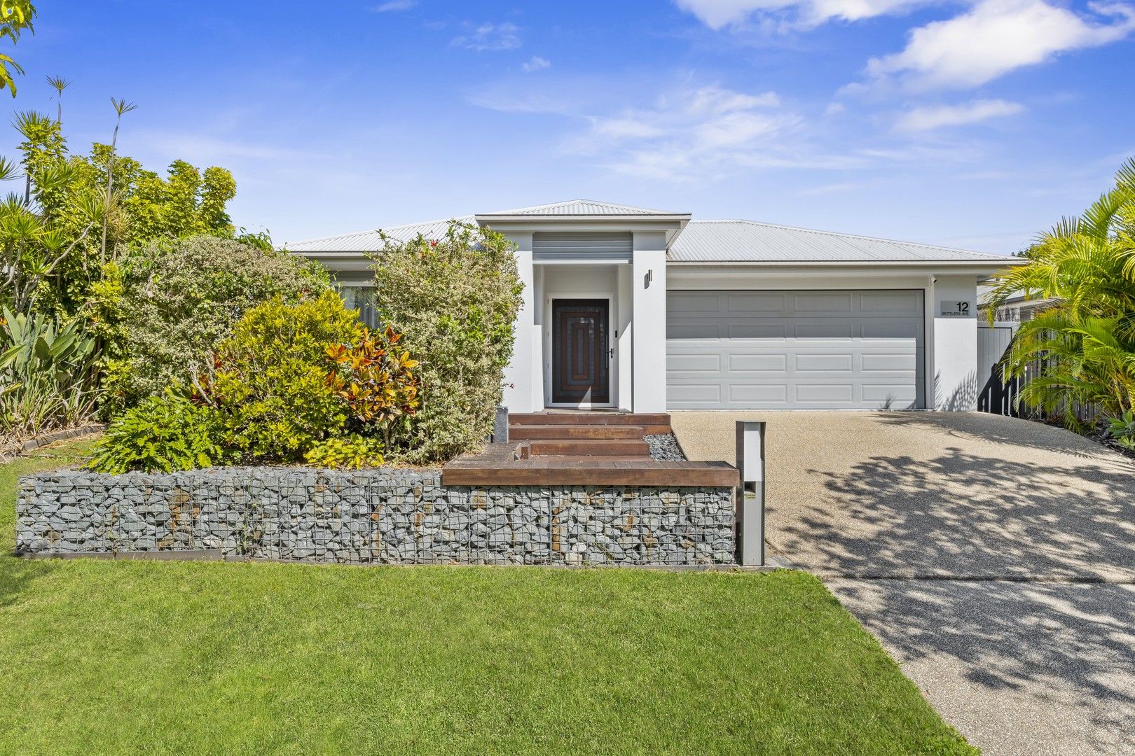 4 bedrooms House in 12 Settlers Avenue MAUDSLAND QLD, 4210