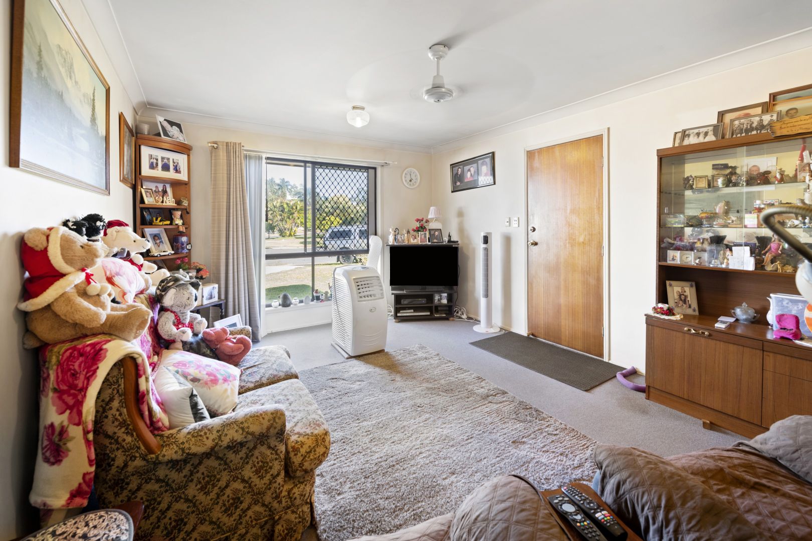 3 Verdant Place, Carrara QLD 4211, Image 2