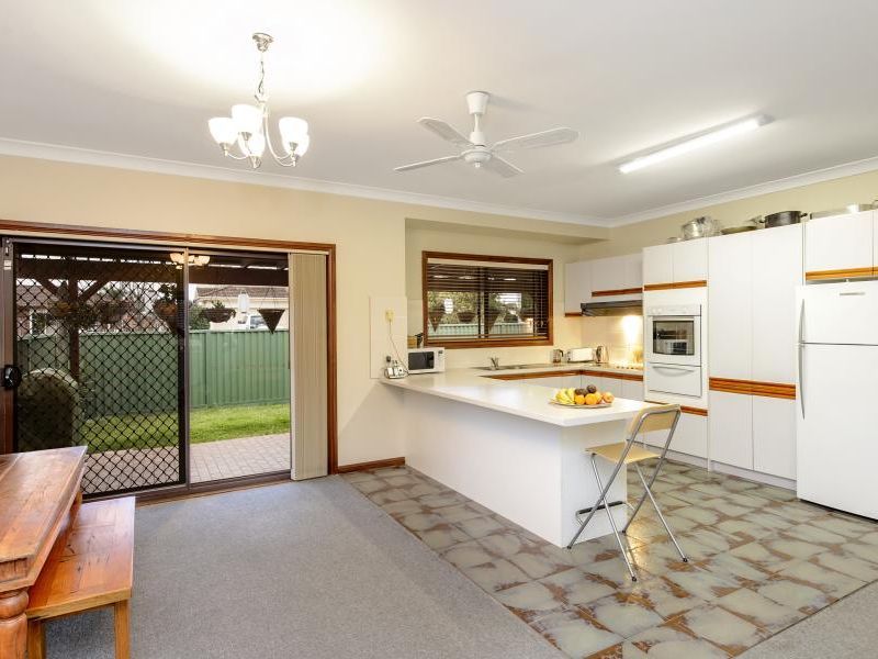 1 Robinia Place, ALFORDS POINT NSW 2234, Image 1