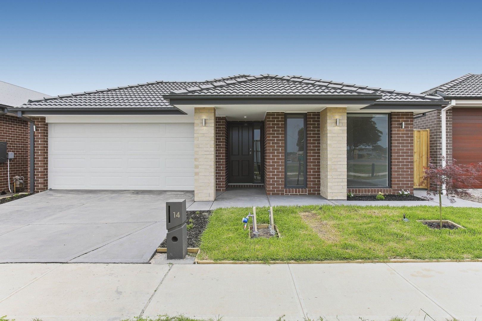 4 bedrooms House in 14 Burnett Way CLYDE NORTH VIC, 3978