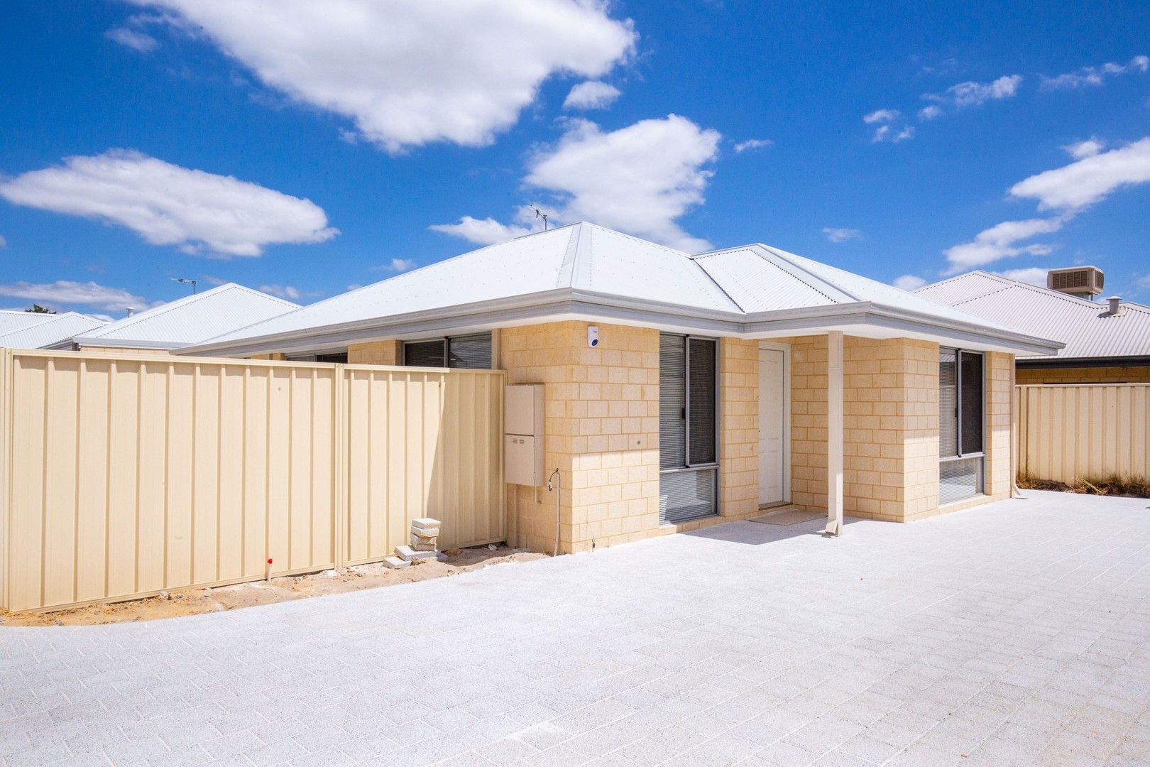 3 bedrooms House in 2/6 Pritchard Street KEWDALE WA, 6105