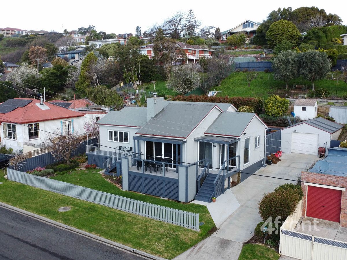4 bedrooms House in 2 William Street ULVERSTONE TAS, 7315