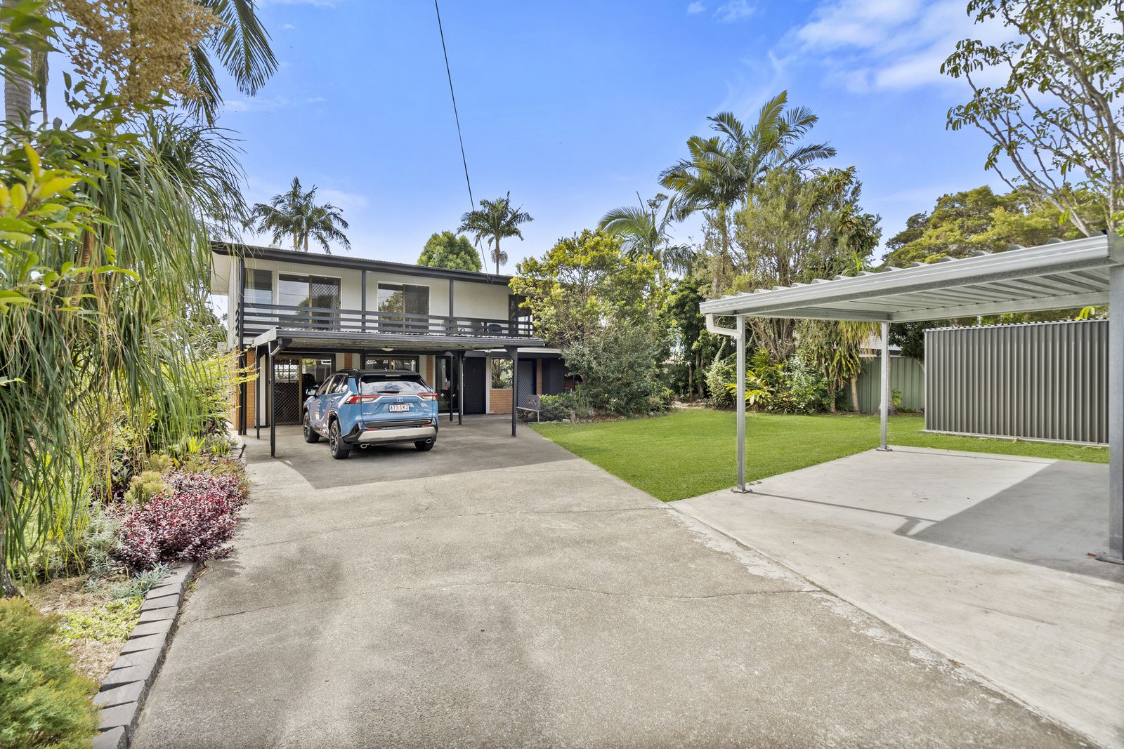 3 bedrooms House in 96 School Rd CAPALABA QLD, 4157