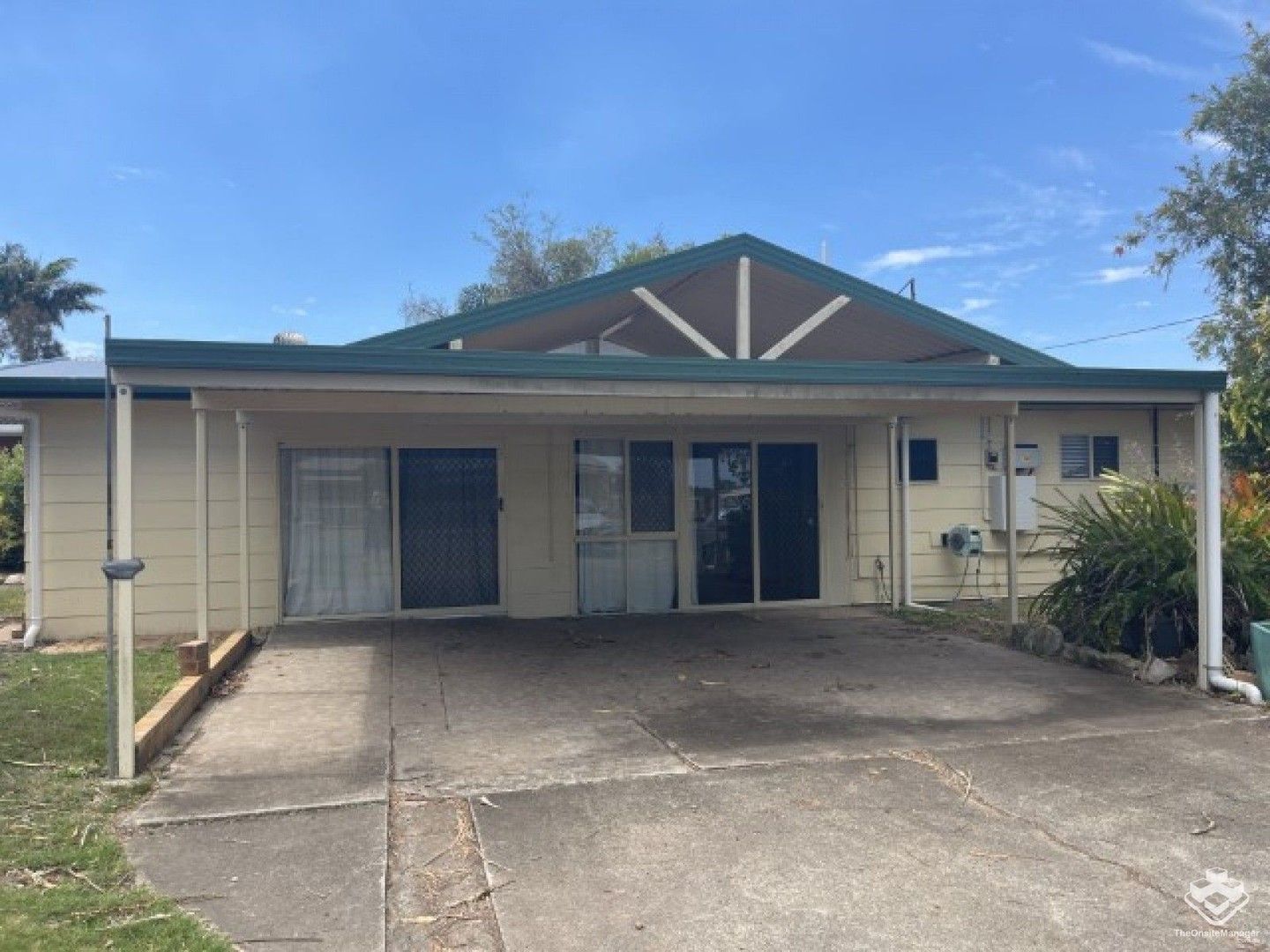 4 bedrooms House in  POINT VERNON QLD, 4655