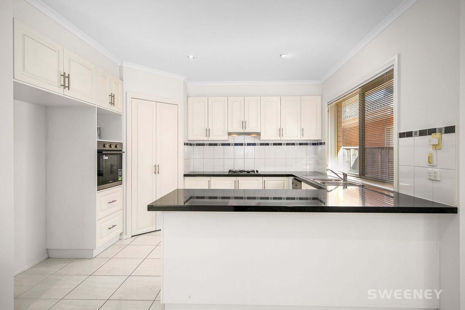 89 Middle Park Drive, Sanctuary Lakes VIC 3030, Image 1