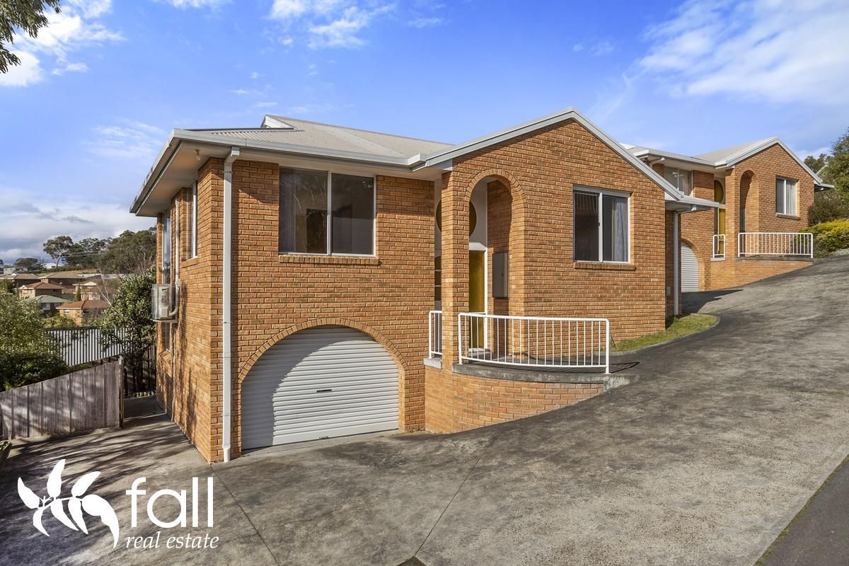 2 bedrooms Apartment / Unit / Flat in 1/11 Lighton Way LENAH VALLEY TAS, 7008