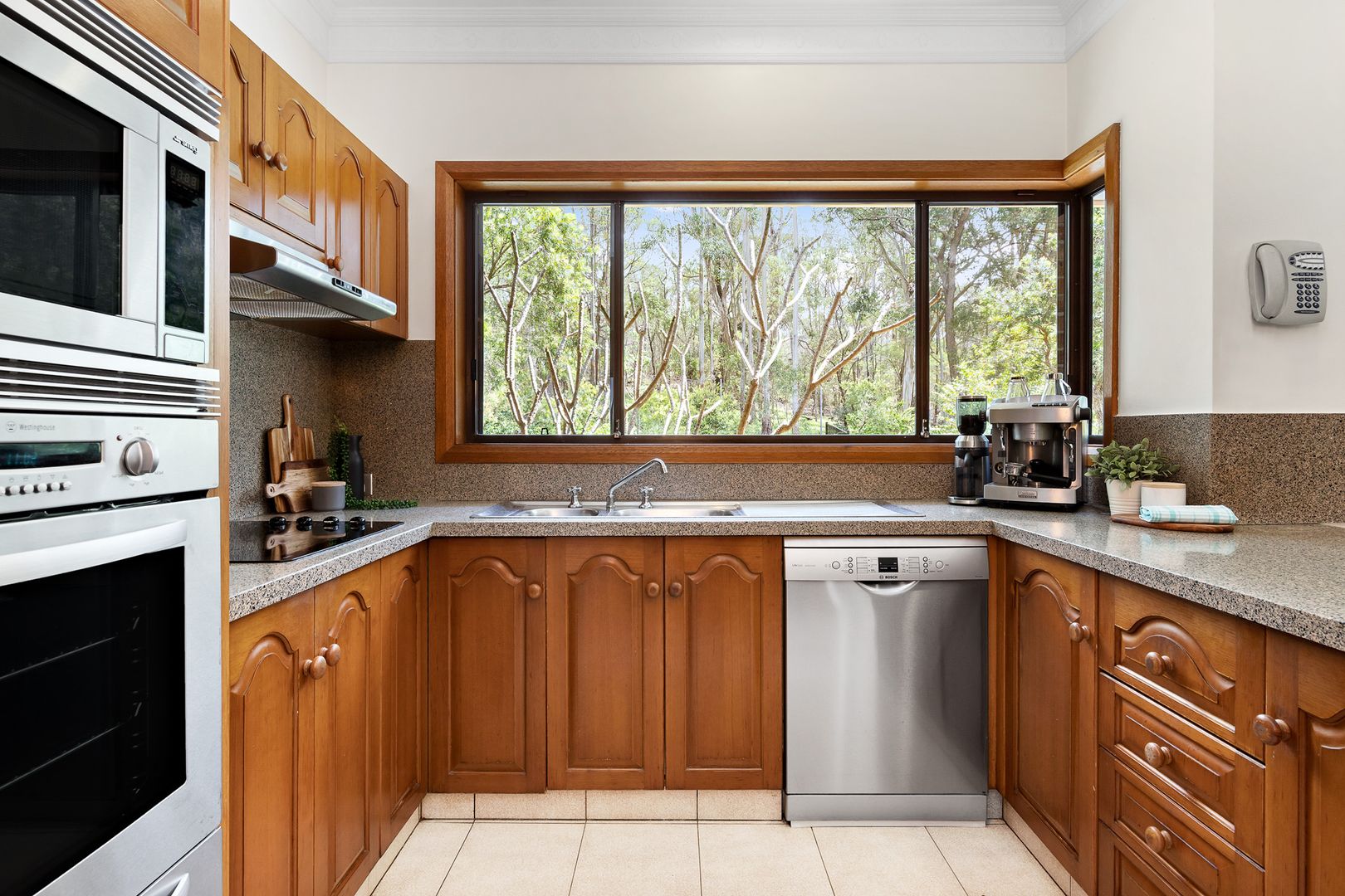 4 Forest Knoll, Castle Hill NSW 2154, Image 1