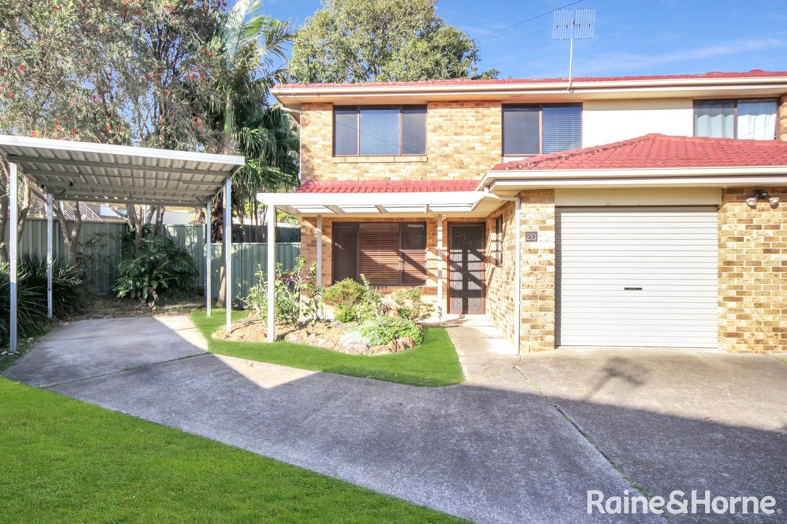 20 Lisa Close, Bateau Bay NSW 2261, Image 0