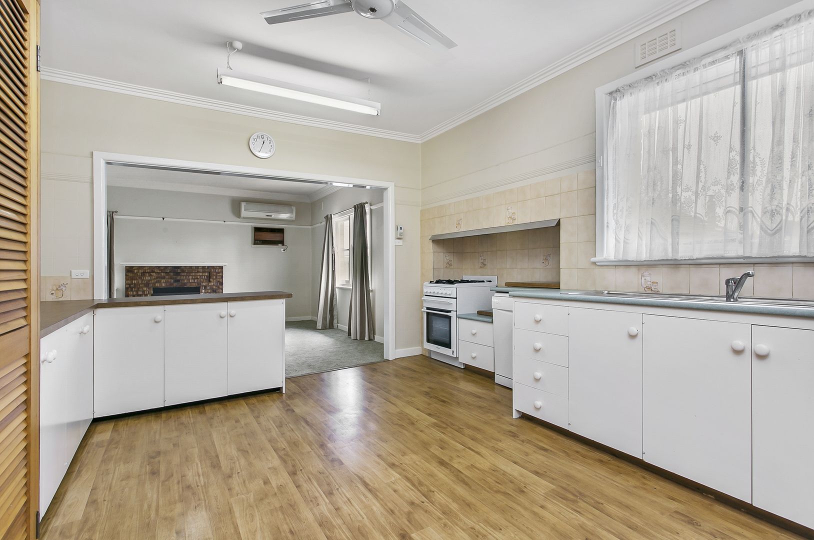 390 Napier Street, White Hills VIC 3550, Image 2