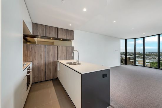 803/232 Wellington Road, Kangaroo Point QLD 4169, Image 2