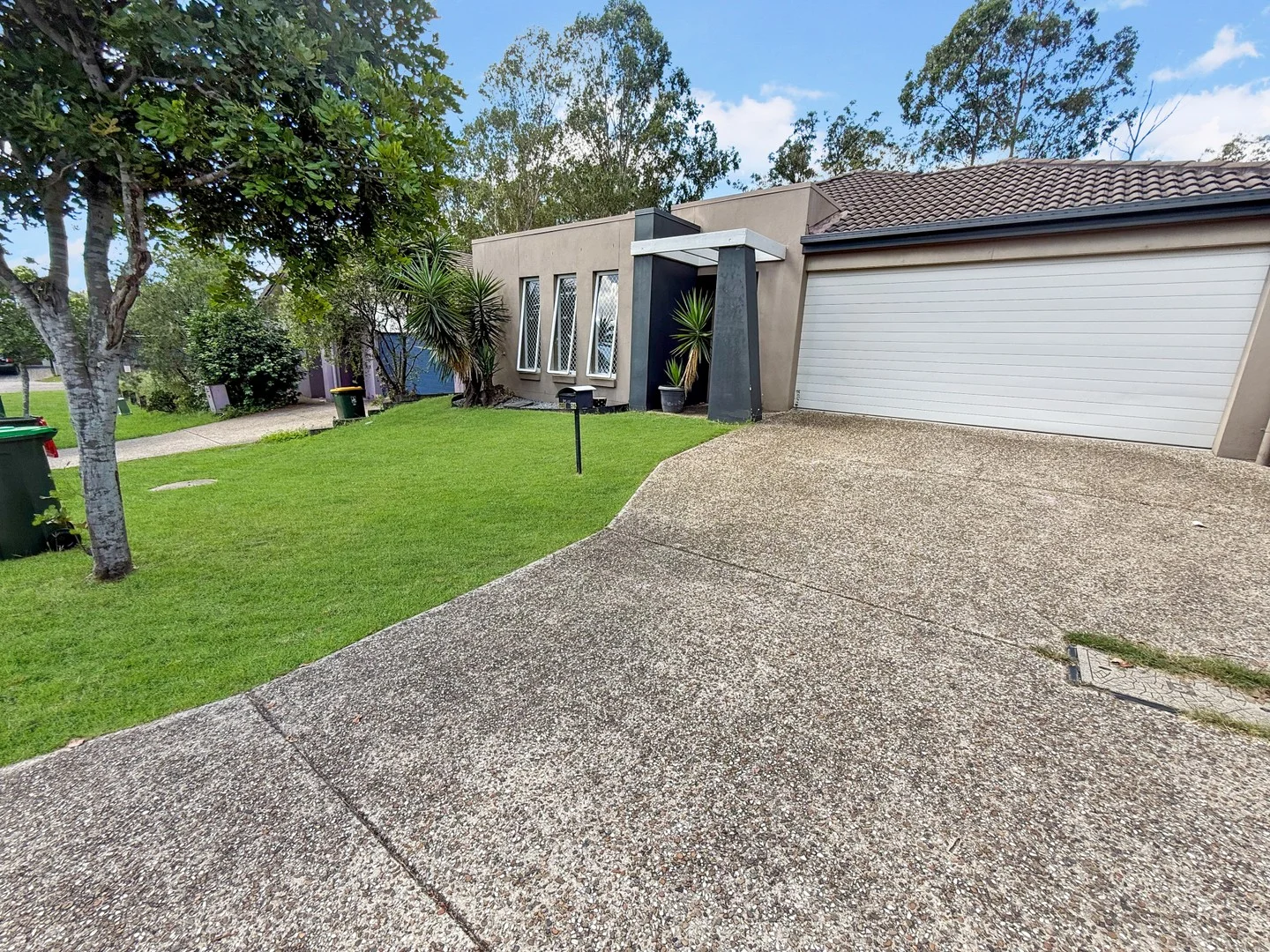 26 Sandi Street, Oxley QLD 4075