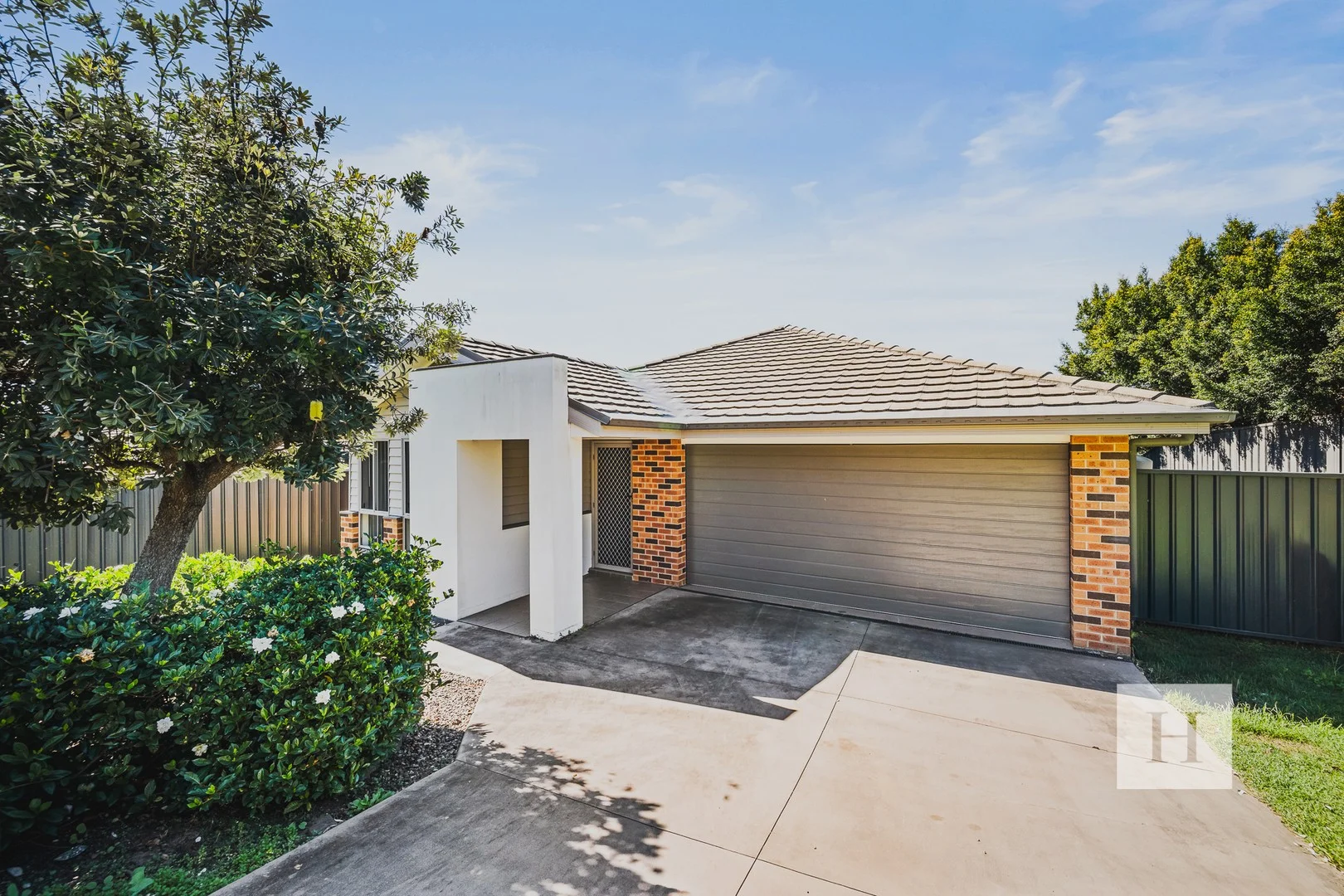 Primary image of 4 Creswell Street, Wadalba NSW 2259