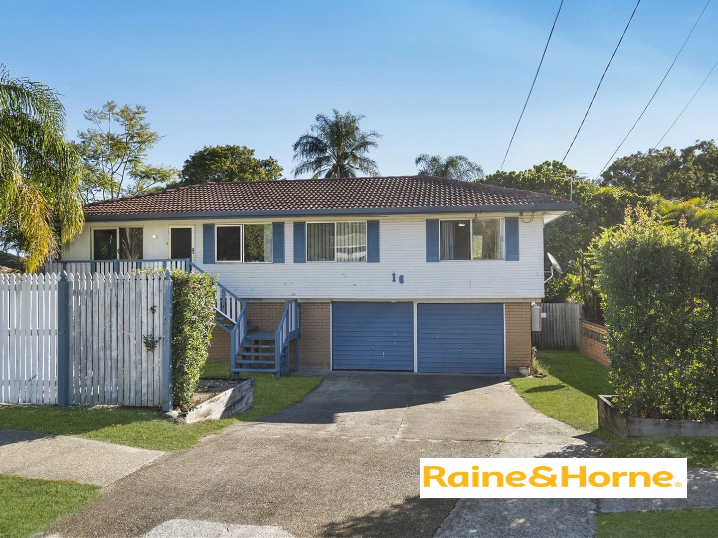 4 bedrooms House in 16 Donna Avenue ROCHEDALE SOUTH QLD, 4123