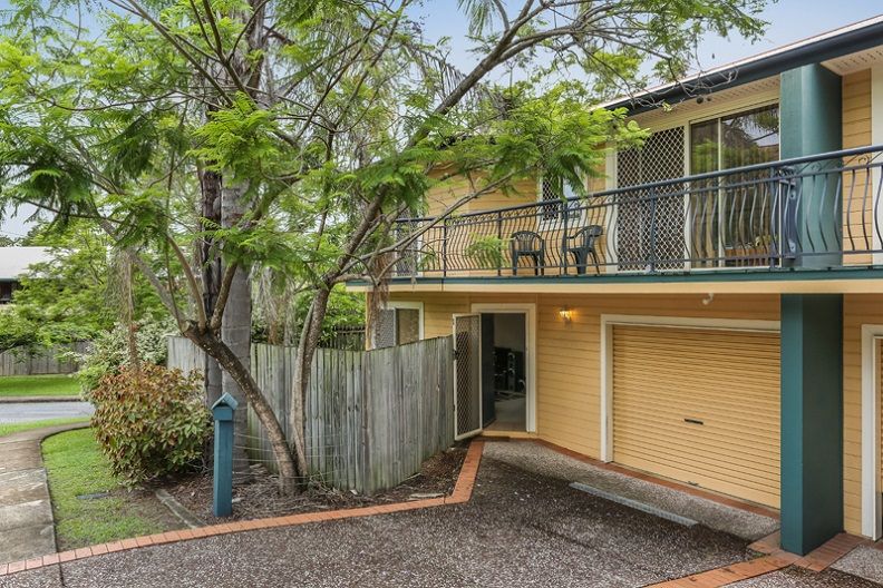 2/37 Nelson Parade, Indooroopilly QLD 4068, Image 1