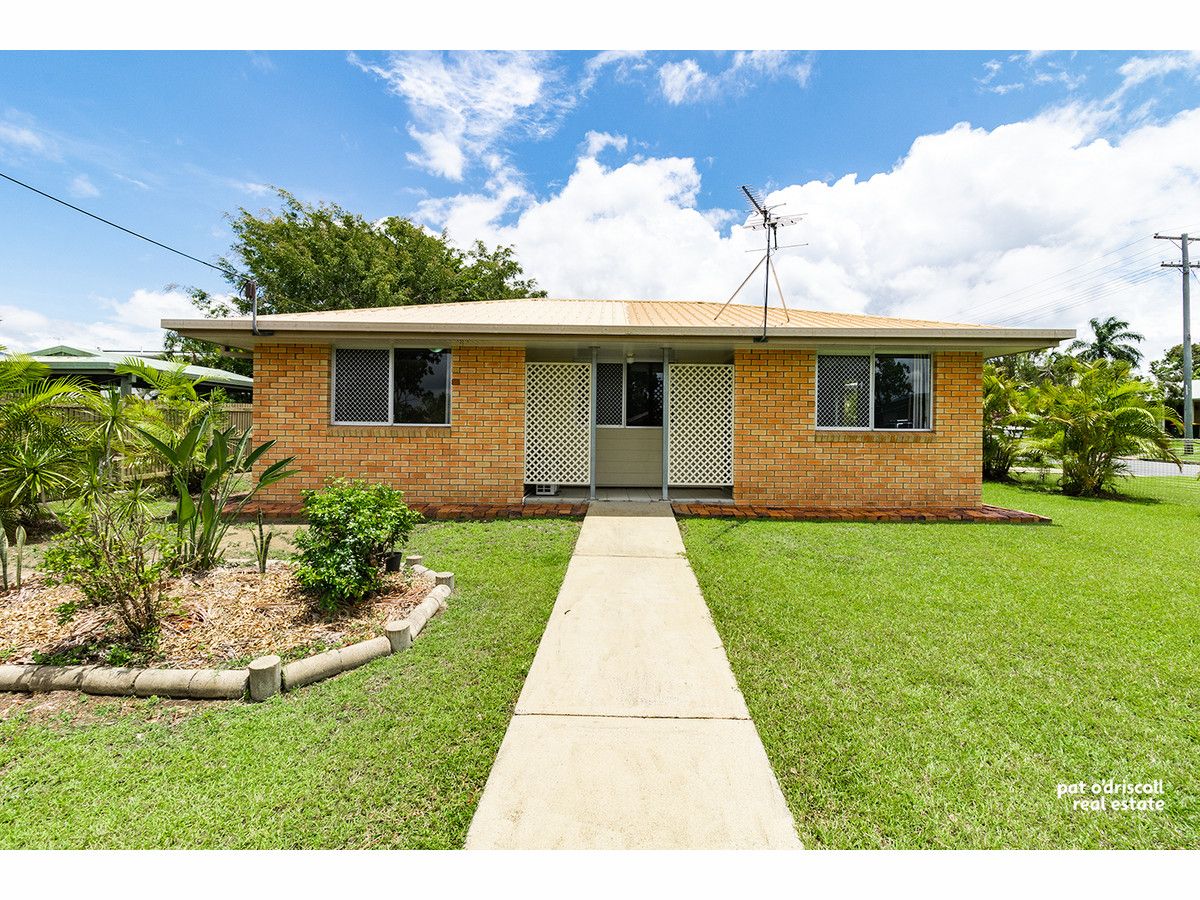 3 bedrooms House in 15 Shillam Street KAWANA QLD, 4701