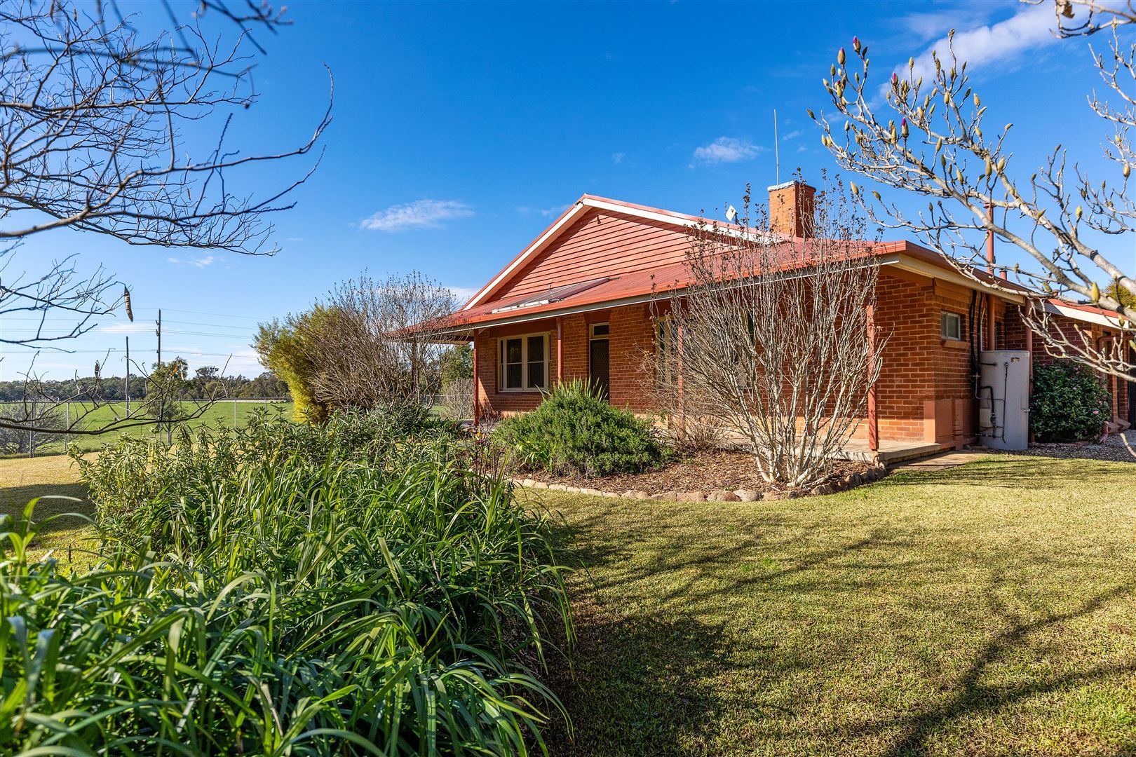 4 bedrooms Farm in Clarendon Hale Street WAGGA WAGGA NSW, 2650