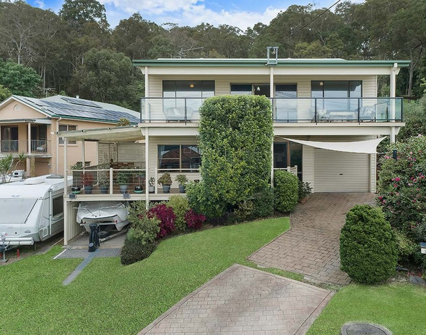 13 Skye Point Road, Coal Point NSW 2283