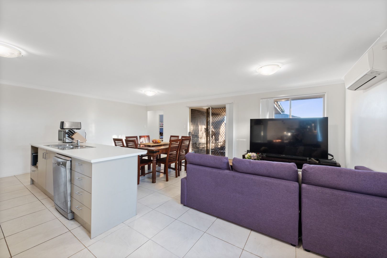 165 & 165a Bridge Street, Morisset NSW 2264, Image 2